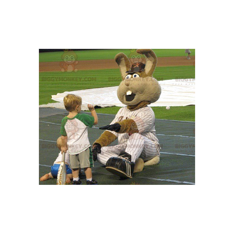 BIGGYMONKEY™ Mascot Costume Brown Giant Rabbit In Baseball