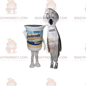 2 mascot BIGGYMONKEY™s a yoghurt and a giant spoon –