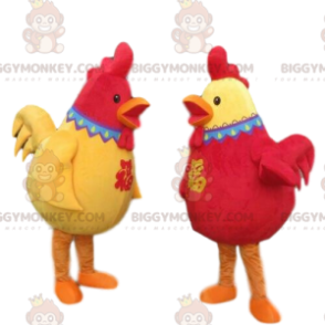 2 BIGGYMONKEY™s red and yellow rooster mascots, 2 colorful