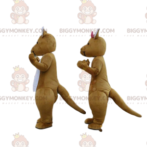 mascote BIGGYMONKEY™ de cangurus marrons e brancos, casal de