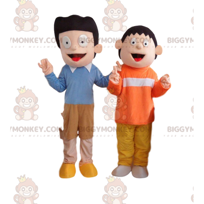 2 costumi dei personaggi delle serie TV, la mascotte Doraemon