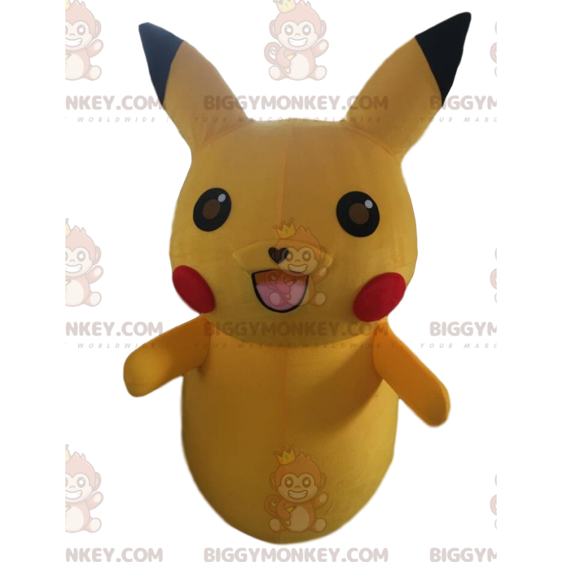 Förklädnad av Pikachu, berömd gul karaktär av Pokémon -
