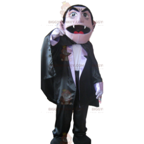 BIGGYMONKEY™ mascot costume of vampire in costume. vampire