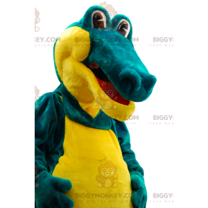 Mycket komisk grön och gul krokodil BIGGYMONKEY™ maskotdräkt. -