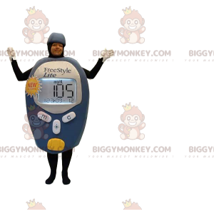 2 remote control mascot BIGGYMONKEY™s. 2 remote control suits –