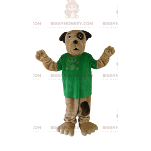 Ruskea koiran BIGGYMONKEY™ maskottiasu vihreällä T-paidalla -