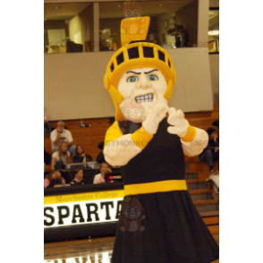 BIGGYMONKEY™ Mascot Costume of Knight i svart outfit med gul