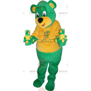 Green Bear BIGGYMONKEY™ maskottiasu oranssilla T-paidalla -