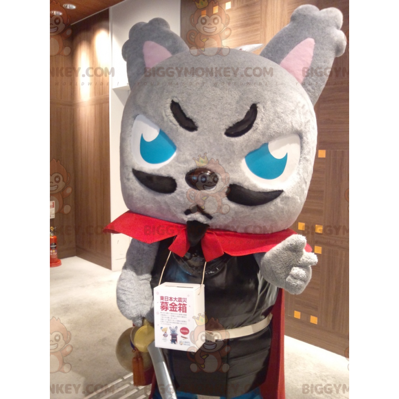 Traje de mascote BIGGYMONKEY™ Gato cinza vestido de mosqueteiro