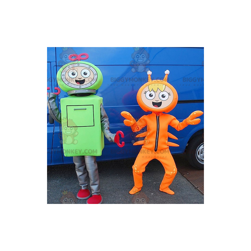 2 μασκότ της BIGGYMONKEY™, ένα πράσινο ρομπότ και μια πορτοκαλί