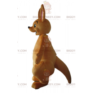 Disfraz de mascota canguro marrón muy divertido y sonriente