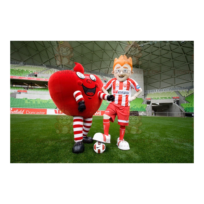 2 BIGGYMONKEY's mascotte een gigantisch rood hart en een