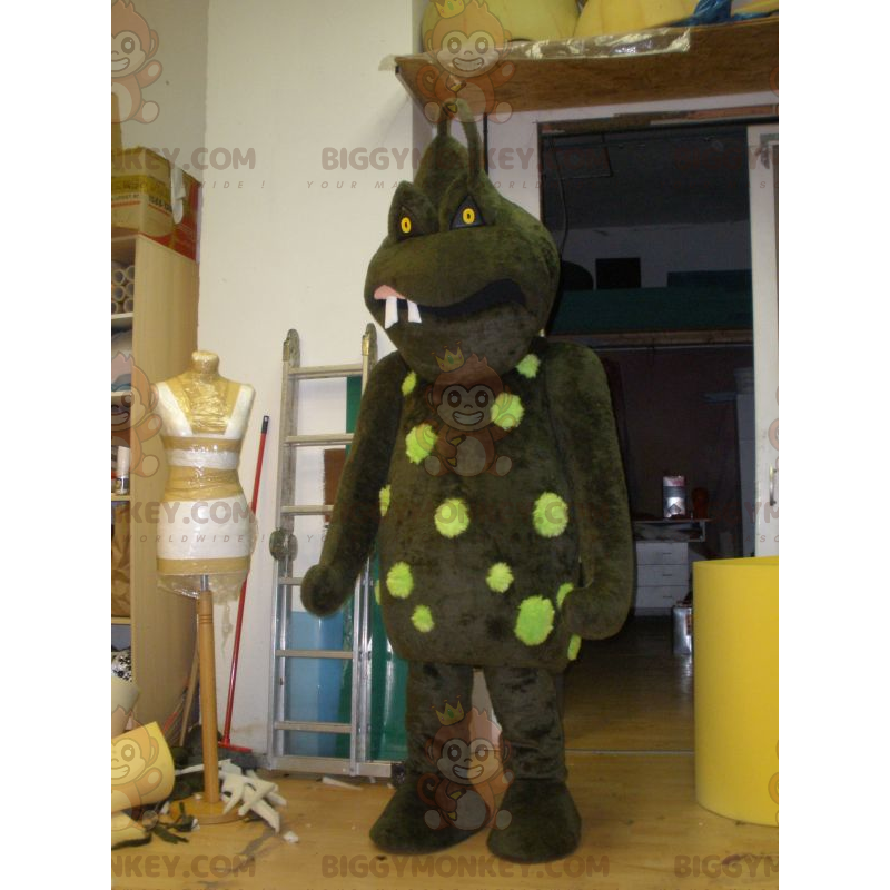 Traje de mascote de monstro marrom e verde aterrorizante