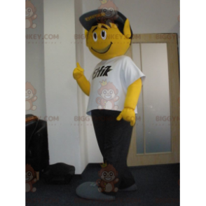 BIGGYMONKEY™-mascottekostuum met zeer lachende gele man met pet