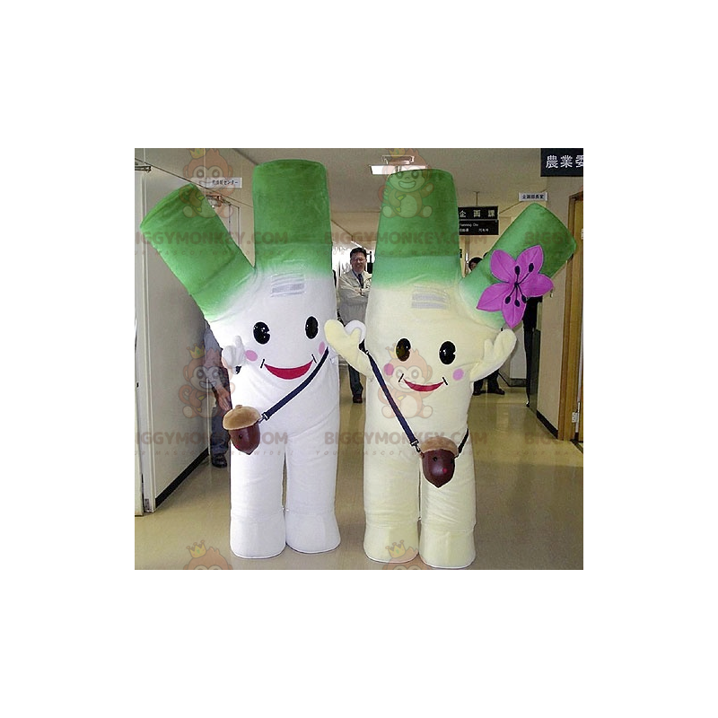 2 mascot BIGGYMONKEY™s giant green and white leeks –