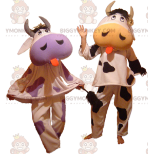 2 mascotes de vaca do BIGGYMONKEY™ com a língua de fora –