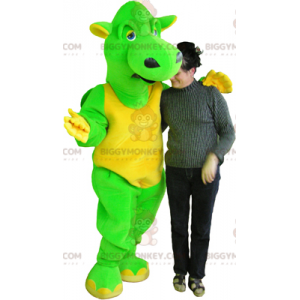Traje de mascote de dragão verde e amarelo gigante engraçado