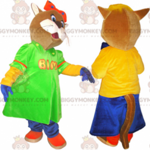 2 mascotes de gatos marrons e brancos do BIGGYMONKEY™ em trajes