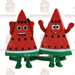 BiggyMonkey mascot: 3 smiling egg mascots with hats, 3 eggs. Discover @biggymonkey_mascots - Link : https://bit.ly/3linbWk - BIGGYMONKEY_09638 #mascot #event #costume #biggymonkey #marketing #customized #with #costume #smiling #mascot #event #costume #biggymonkey #marketing #customizeds #egg #eggs #hats #hats #cu