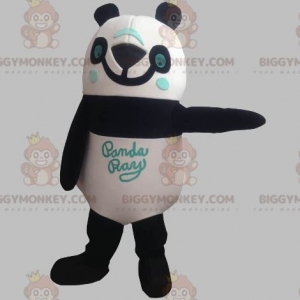 BiggyMonkey mascot: White cat mascot with big orange eyes. Discover @biggymonkey_mascots - Link : https://bit.ly/3linbWk - BIGGYMONKEY_05407 #white #mascot #event #costume #biggymonkey #marketing #customized #with #cat #costume #big #orange #eyes #custom